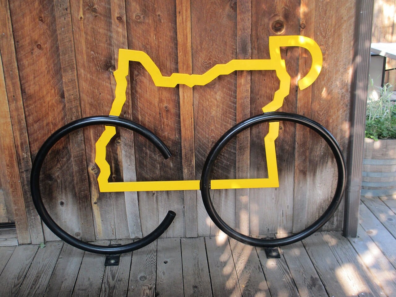 The Sisters bike sculpture in downtown Sisters, a Western-themed landmark