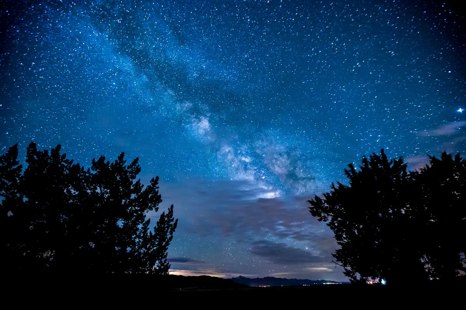 A dark night sky over Little Sahara Recreation Area on BLM land in Utah