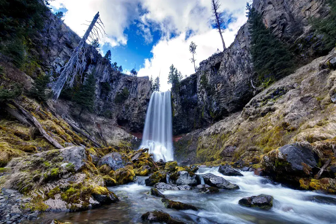 White River Falls