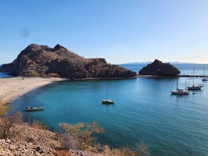 Aqua Verde, Baja California Sur: the road in and the spit around the corner